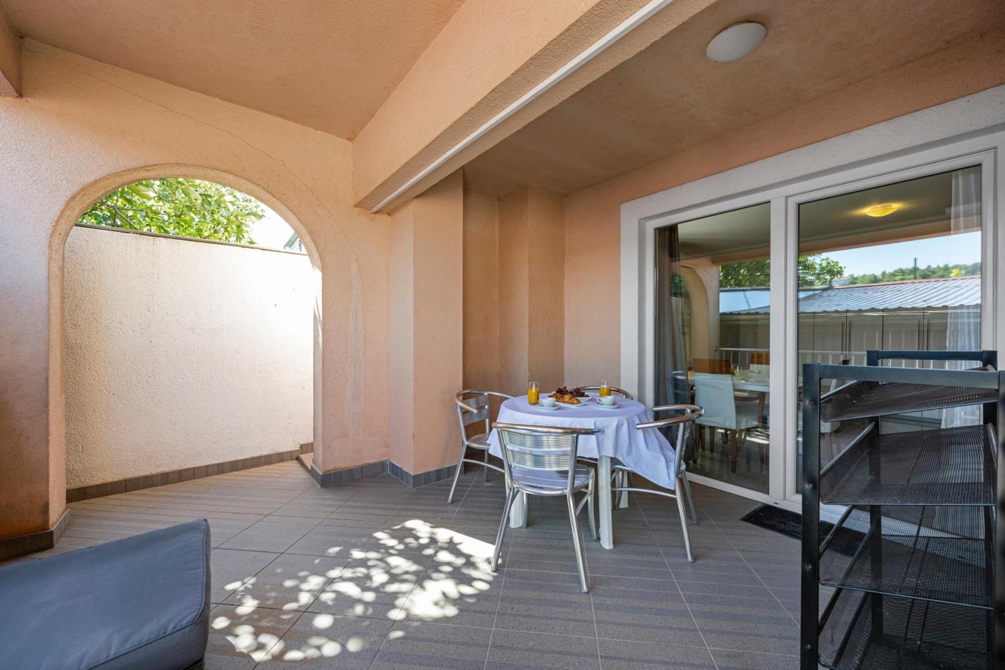 Villa Annaleah Dubravice Buitenkant foto
